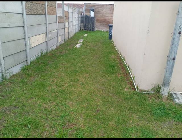 2 BEDROOM HOUSE FOR SALE IN PELIKAN PARK